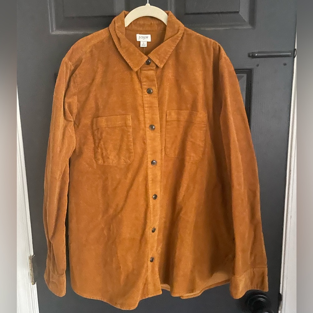 JCrew factory brown corduroy button down with pockets!
